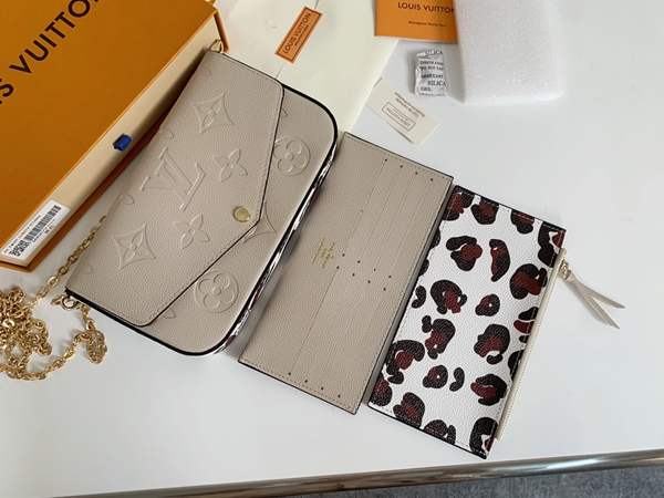 LVコピーウォレット正面デザイン